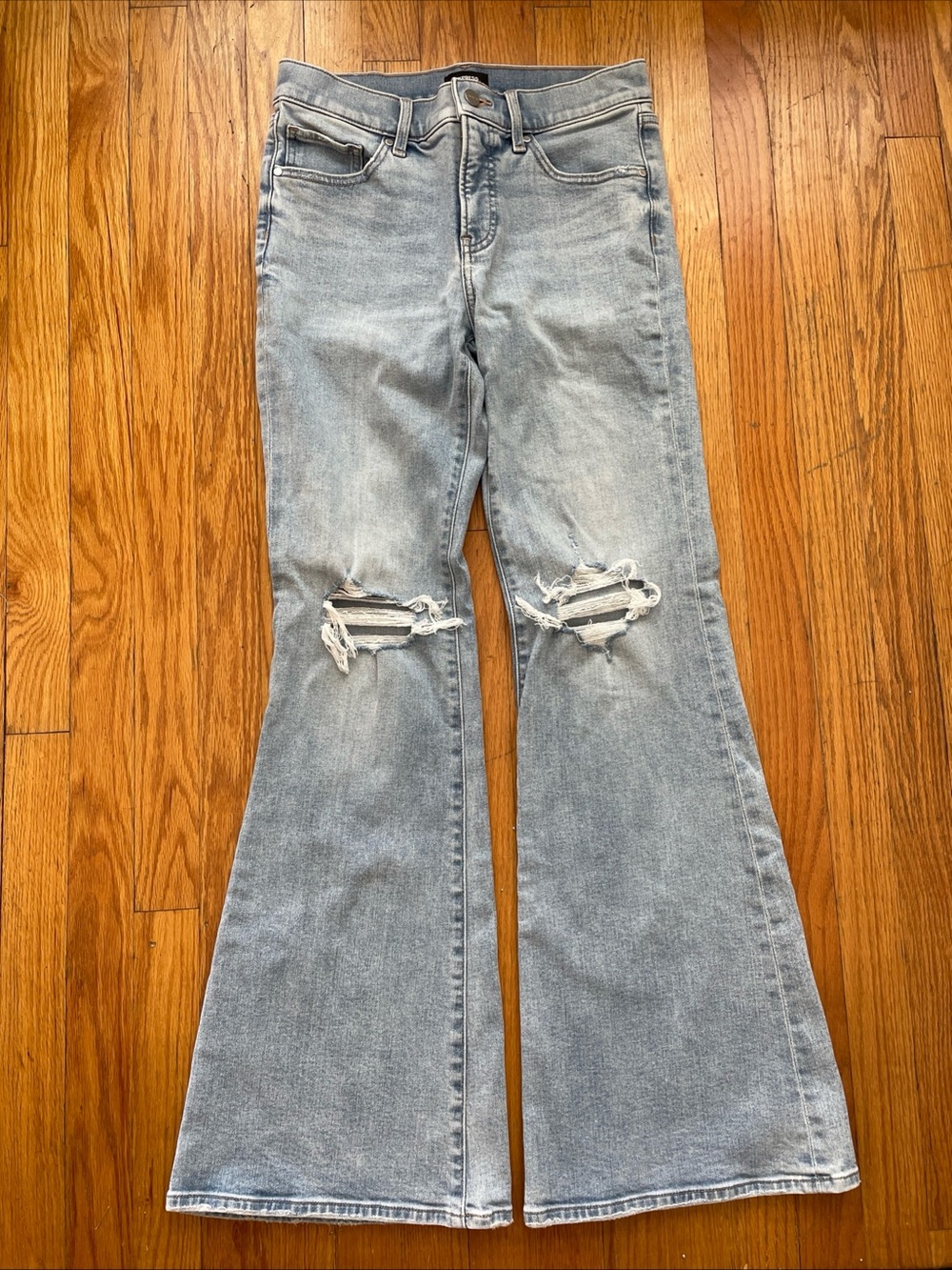 EXPRESS 70’s Mid Rise Women’s Jeans Flare Bottom Bell 4R Distressed